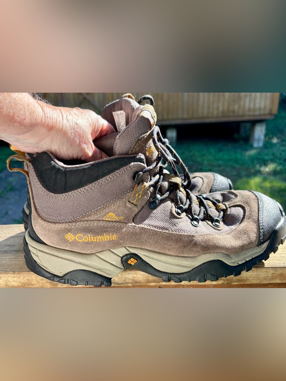 Columbia Trail Meister Mid Waterproof Suede Hiking Boots Omni-Grip Sz 10.5